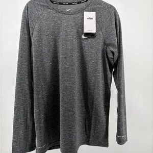 Nike Dri-Fit Swim Long Sleeve Shirt Gray Men’s Size Medium UPF 40+ NWT
